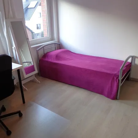 Habitación en casa particular Naehe Messe - Agency *