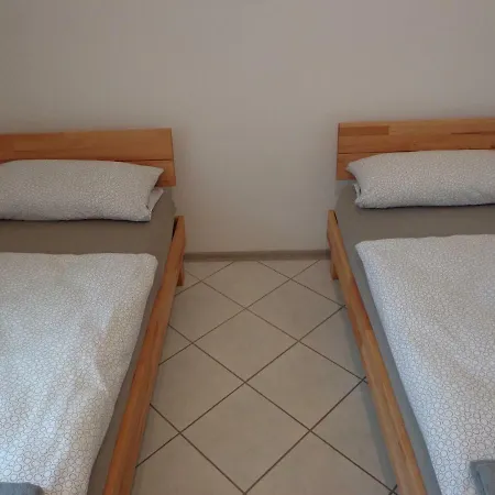 Habitación en casa particular Naehe Messe - Agency *